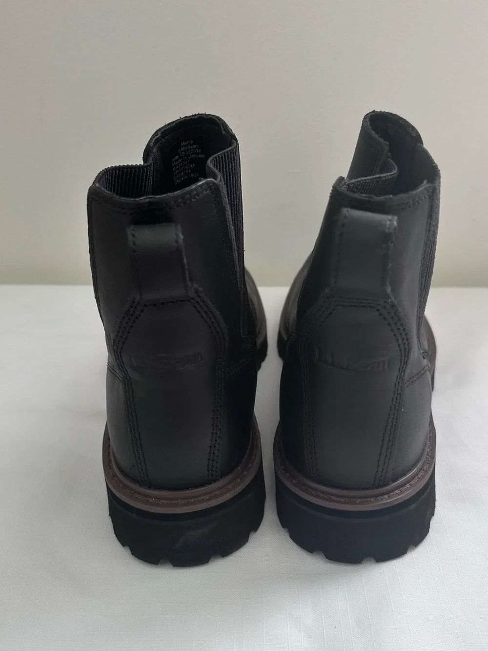 L.L. Bean Men's Black Chukka Boots - Slip-On Leather Ankle Boots